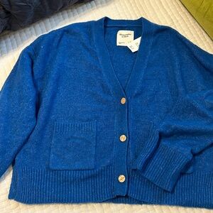 NWT Blue Abercrombie & Fitch Sweater Cardigan